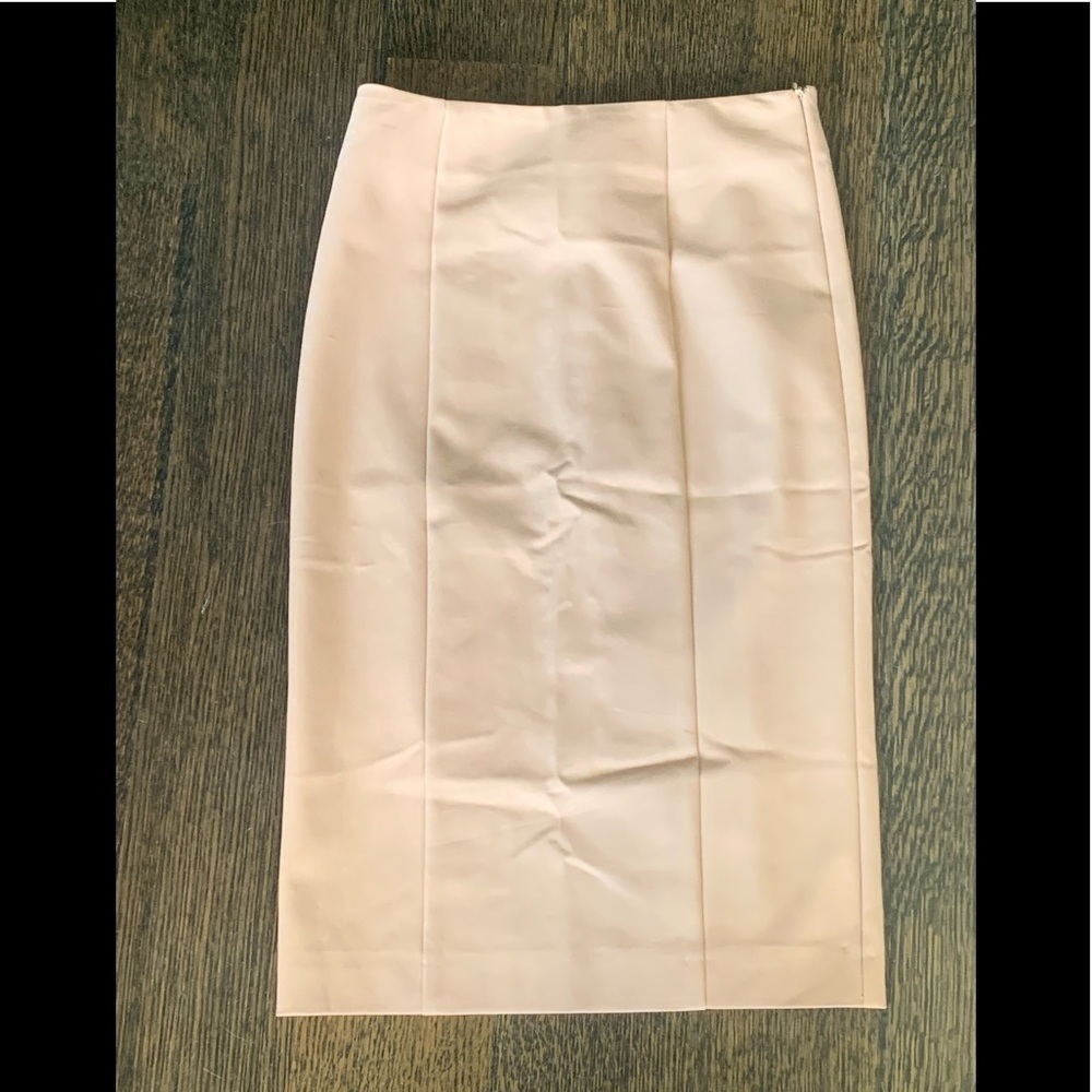 NWT woman’s designer pencil skirt